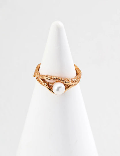 Minimalist Natural Pearl Ring